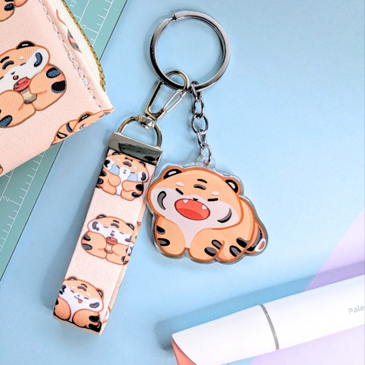 Roar - Keychain