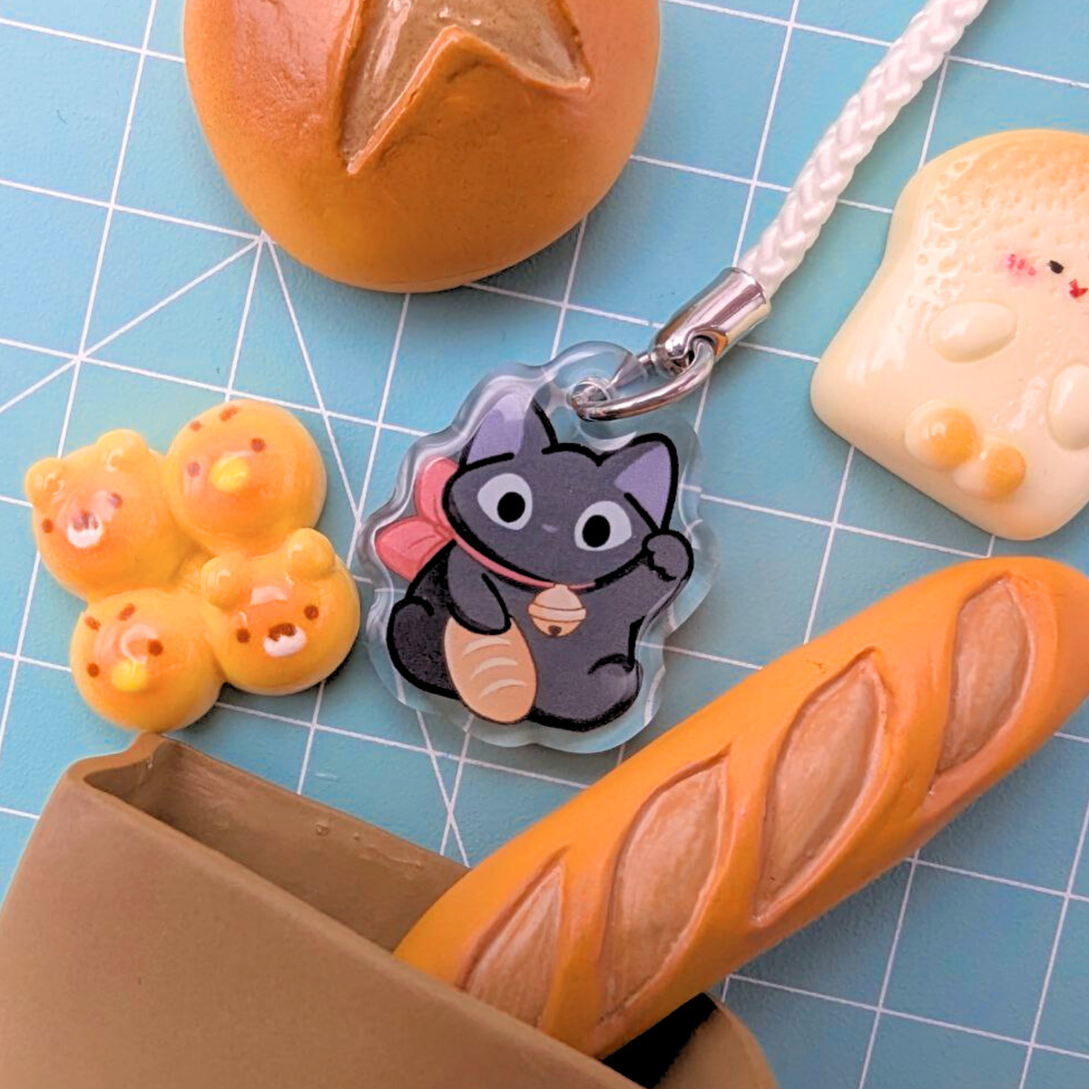 Maneki Jiji - Charm