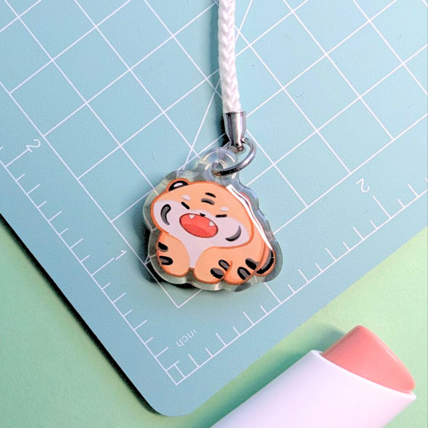 Roar - Charm